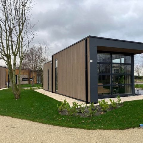 Bungalow 4 Personen - L-Würfel 4