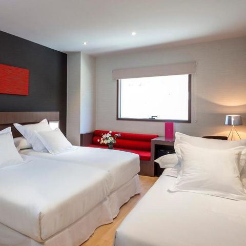 Zimmer 3 personen - Hotelzimmer (+ 1 Kind unter 12 Jahren)