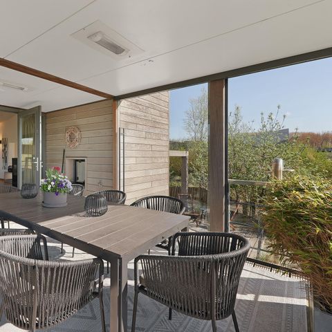 Villa 4 Personen - Super VIP 42