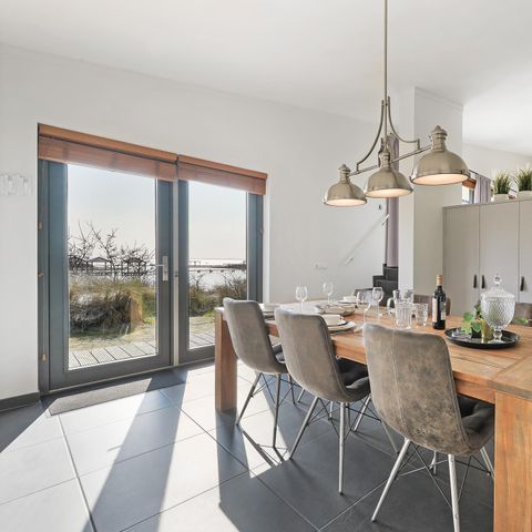 Villa 4 Personen - Super VIP 46