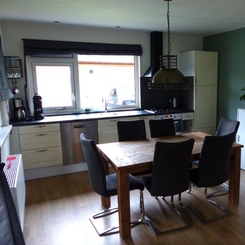 LODGE 6 Personen - Berg & Dal mit Whirlpool