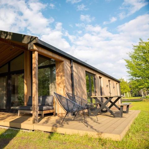 LODGE 4 Personen - Natur mit Whirlpool