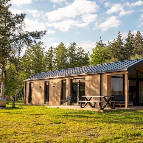 LODGE 4 Personen - Natur mit Whirlpool