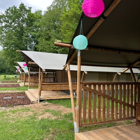 Safarizelt 4 Personen - einschließlich sanitärer Einrichtungen