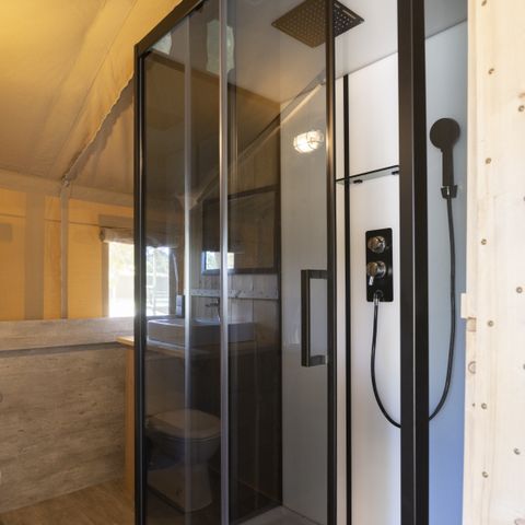 SafariZelt 4 Personen - einschließlich sanitärer Einrichtungen