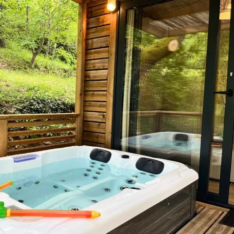 Mobilheim 5 Personen - Cottage Pantaïa 3 Zimmer 5 Personen Klimatisiert + TV + Jacuzzi