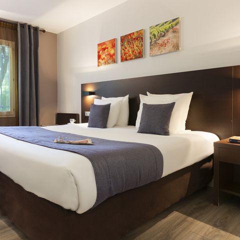 Zimmer 2 Personen - Klassisches Doppelzimmer - Gartenblick