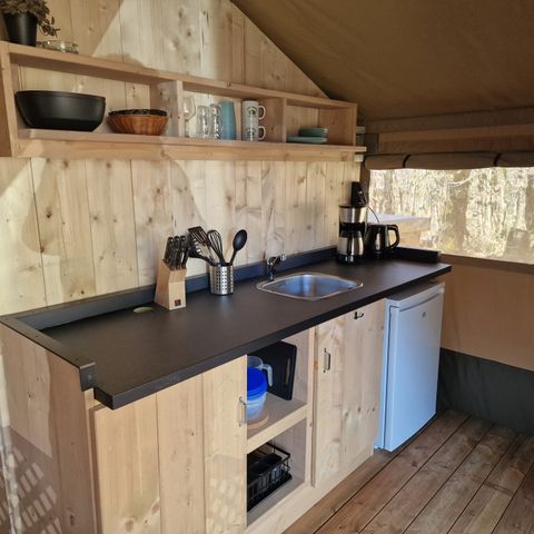 Safarizelt 4 Personen - einschließlich sanitärer Einrichtungen