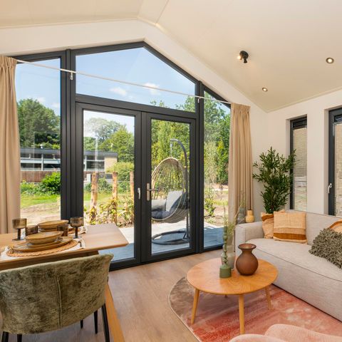 LODGE 4 Personen - Winzig mit Whirlpool