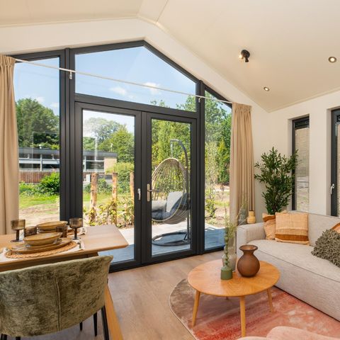 LODGE 2 Personen - Winzig mit Whirlpool