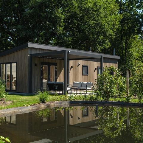 LODGE 4 Personen - Loevestein Deluxe mit Whirlpool & Sauna