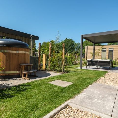 Lodge 4 personen - Loevestein Deluxe mit Whirlpool & Sauna