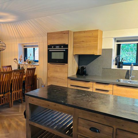 Bungalow 6 Personen - Stuifzand Wellness Outdoor Deluxe mit Bedstee | 6+2 Personen