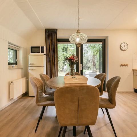 Bungalow 4 Personen - Esdorp mit Kastenbett | 4+2 Personen