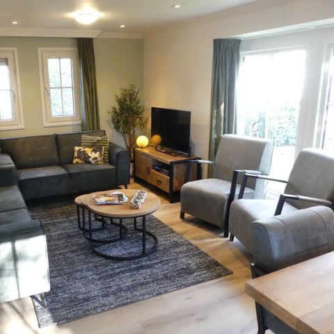 Chalet 4 Personen - Sumpfdotterblume mit Whirlpool