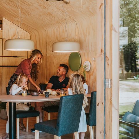 LODGE 4 Personen - Wraphouse