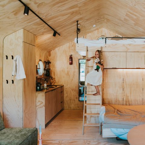 LODGE 4 Personen - Wraphouse
