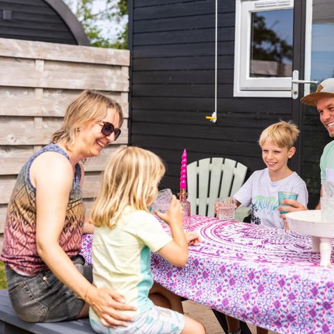 AUßERGEWÖHNLICHE UNTERKUNFT 4 Personen - Aqua Lodge