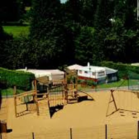 Camping Floreal Le Festival - Camping Belgisches Luxemburg - Image N°6