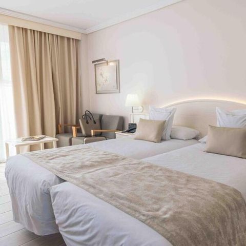 Zimmer 2 Personen - Doppelzimmer - Balkon - Kanalblick