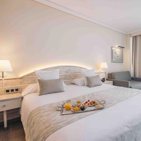 Zimmer 3 personen - Zusatzbett - Balkon - Kanalblick