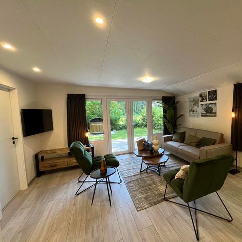 Chalet 4 Personen - Stuga Hottub