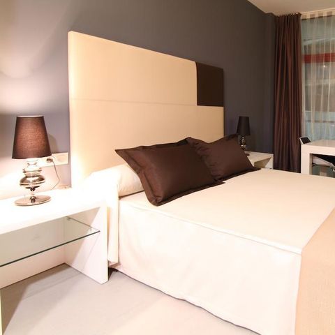 Apolo Suites - Camping Tarragona - Image N°6