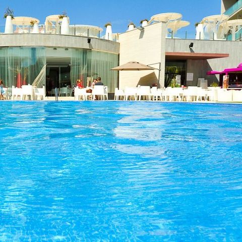Apolo Suites - Camping Tarragona - Image N°2