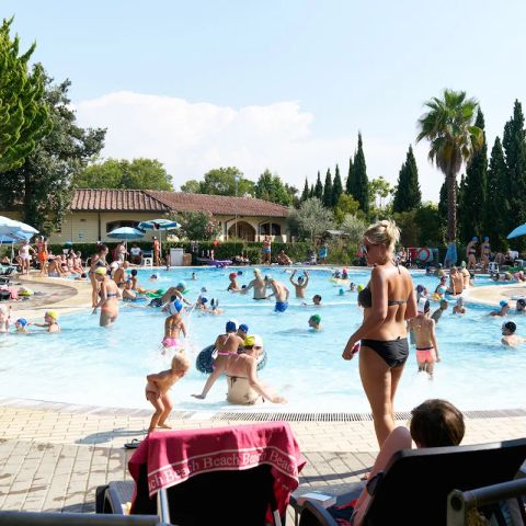 Europe Tents Campeggio Paradiso - Camping Lucca - Image N°2