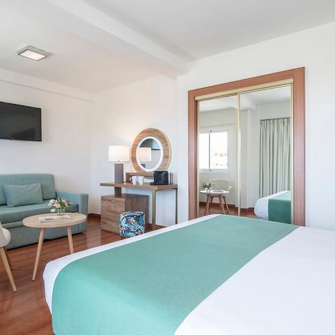 Zimmer 3 personen - JUNIOR SUITE - MEERBLICK - BALKON