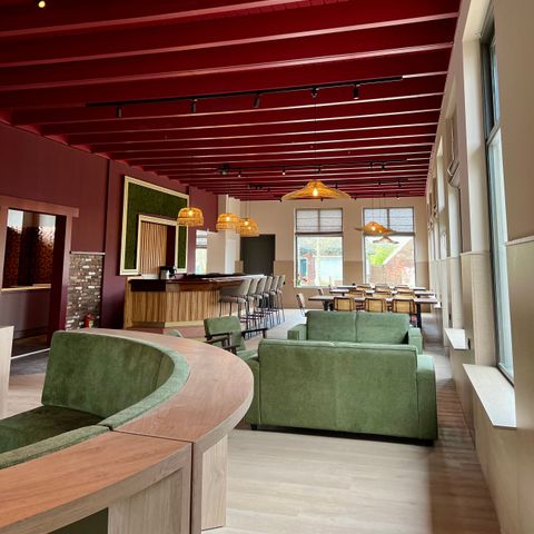 FERIENHAUS 20 Personen - Hauptgebäude - 10 Luxus-Doppelzimmer