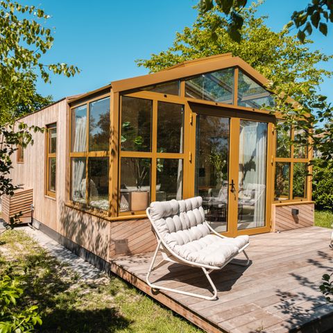 FERIENHAUS 36 Personen - Hauptgebäude 20 Personen + 4 große Gewächshäuser