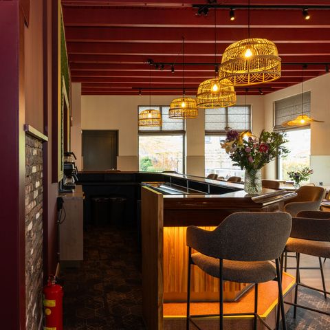 FERIENHAUS 36 Personen - Hauptgebäude 20 Personen + 4 große Gewächshäuser