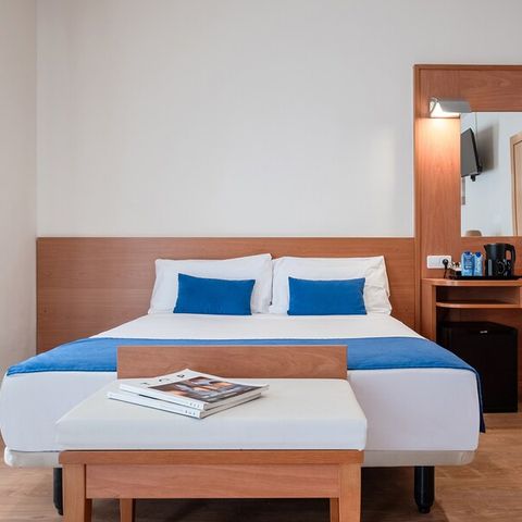 Zimmer 4 Personen - VIERBETTZIMMER - BALKON - INKL. FRÜHSTÜCK