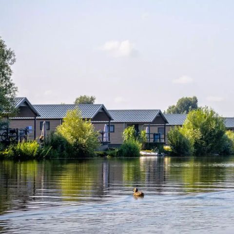 AUßERGEWÖHNLICHE UNTERKUNFT 6 Personen - Wasserhäuschen
