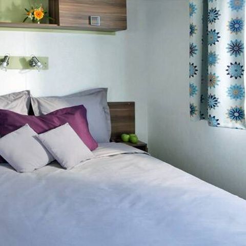 Mobilheim 6 Personen - Classic | 3 Schlafzimmer | Kapazität 6 Personen | Erhöhte Terrasse | 1 Badezimmer | Klimaanlage