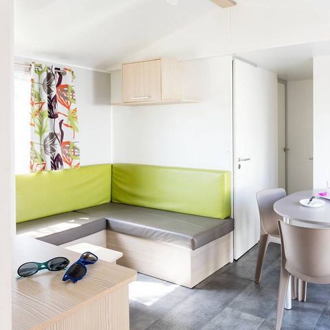 Mobilheim 4 Personen - Comfort | 2 Zimmer | Kapazität 4 Personen | Höher gelegene Terrasse | 1 Badezimmer | Klimaanlage