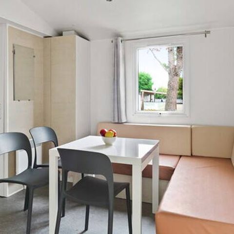 Mobilheim 5 Personen - Comfort | 3 Zimmer | Kapazität 5 Personen | Erhöhte Terrasse | 1 Badezimmer | Klimaanlage