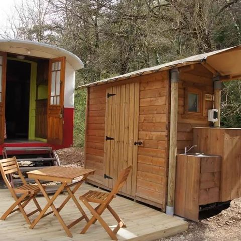 Chalet 2 Personen - Wohnwagen mit Sanitäranlagen 1 Schlafplatz 2 Pers.