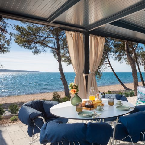 Mobilheim 4 Personen - Amber Sea Luxury Holiday Home mit privatem Pool