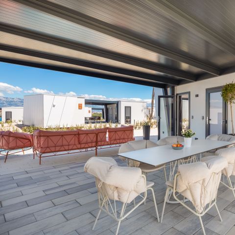 Mobilheim 4 Personen - Luxuriöse Glamping-Villa mit privatem Pool