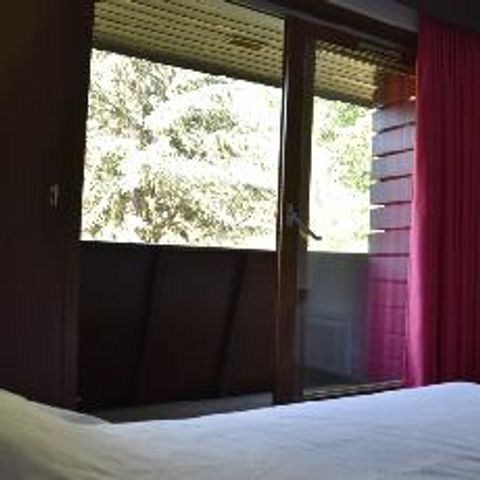 Zimmer 3 Personen - Zimmer mit Verbindungstür CH2 + CH1 PMR