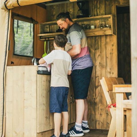 AUßERGEWÖHNLICHE UNTERKUNFT 2 Personen - Erhöhte Zelt-Lodge