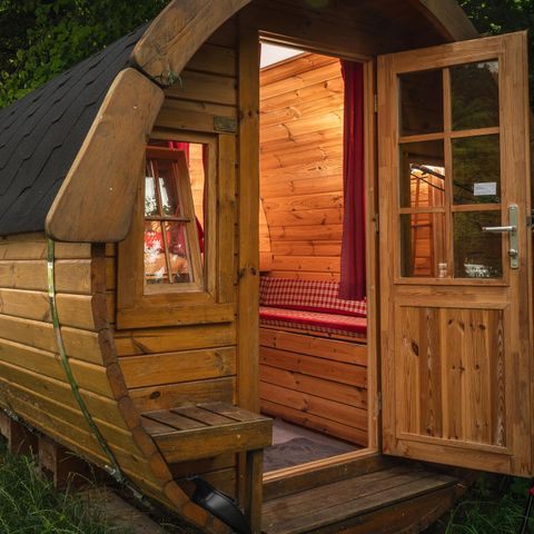 AUßERGEWÖHNLICHE UNTERKUNFT 4 Personen - Finkota Camping Fass