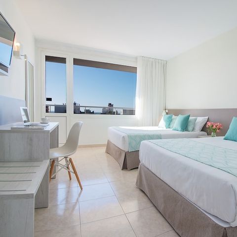 Zimmer 4 personen - BALKON - INKL. FRÜHSTÜCK