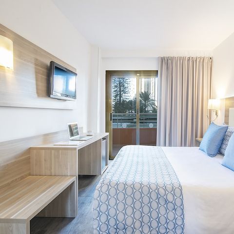 Zimmer 2 Personen - Doppelzimmer - Balkon