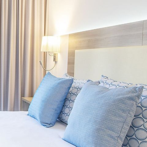 Zimmer 3 Personen - Familienzimmer - 3 Personen - Balkon