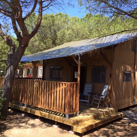 LODGE 6 Personen - Unterkunft inkl. Sanitäranlagen