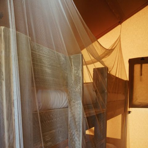 Safarizelt 4 Personen - einschließlich sanitärer Einrichtungen