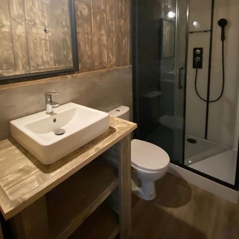 Safarizelt 4 Personen - einschließlich sanitärer Einrichtungen